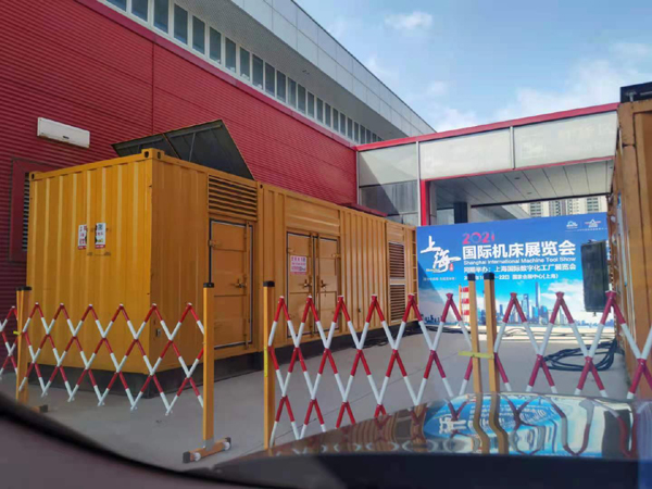 平房出租发电机-柴油发电机和汽油发电机哪个更好一些？