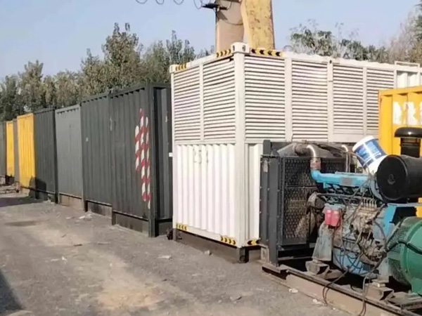 平房200KW柴油发电机机组每小时油耗是多少?
